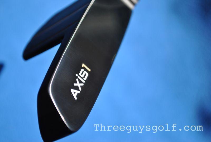 Axis Umbra Putter